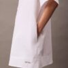 Vestido T-shirt curto e descontraído em algodão Vestido T-shirt curto e descontraído em algodão